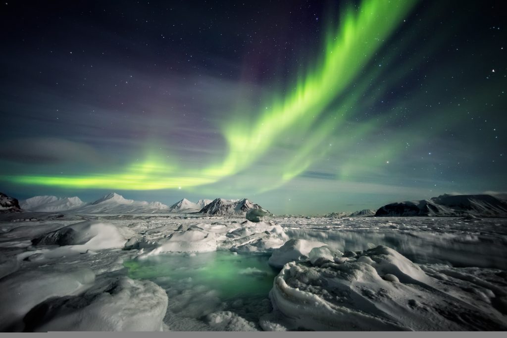 GROUP NORTHERN LIGHTS CRUISE