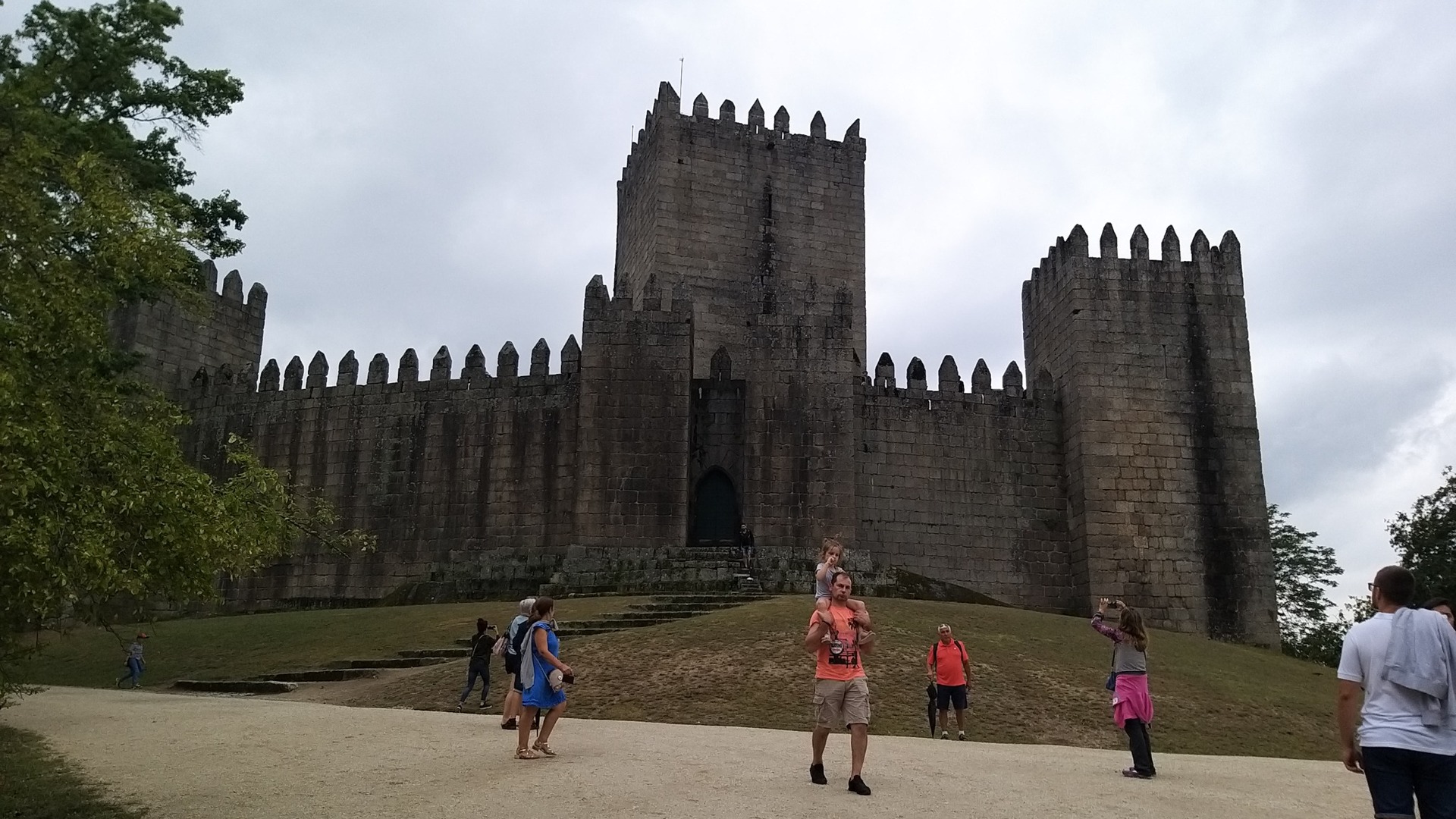 Private Day Tour from Porto: Guimarães, Braga and Bom Jesus - Photo 13