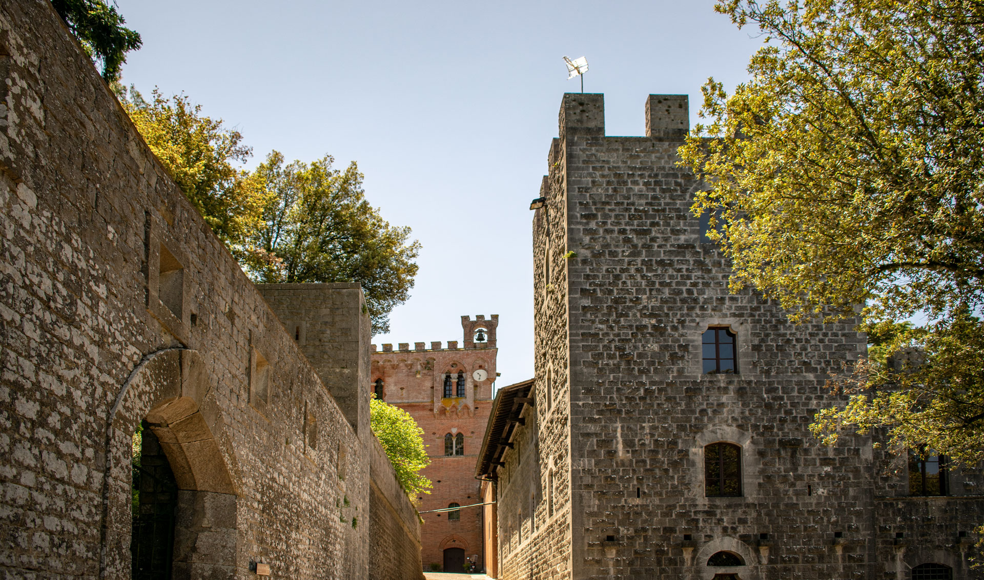 Tuscany Landscapes, Castels & Chianti Wine District - Photo 2