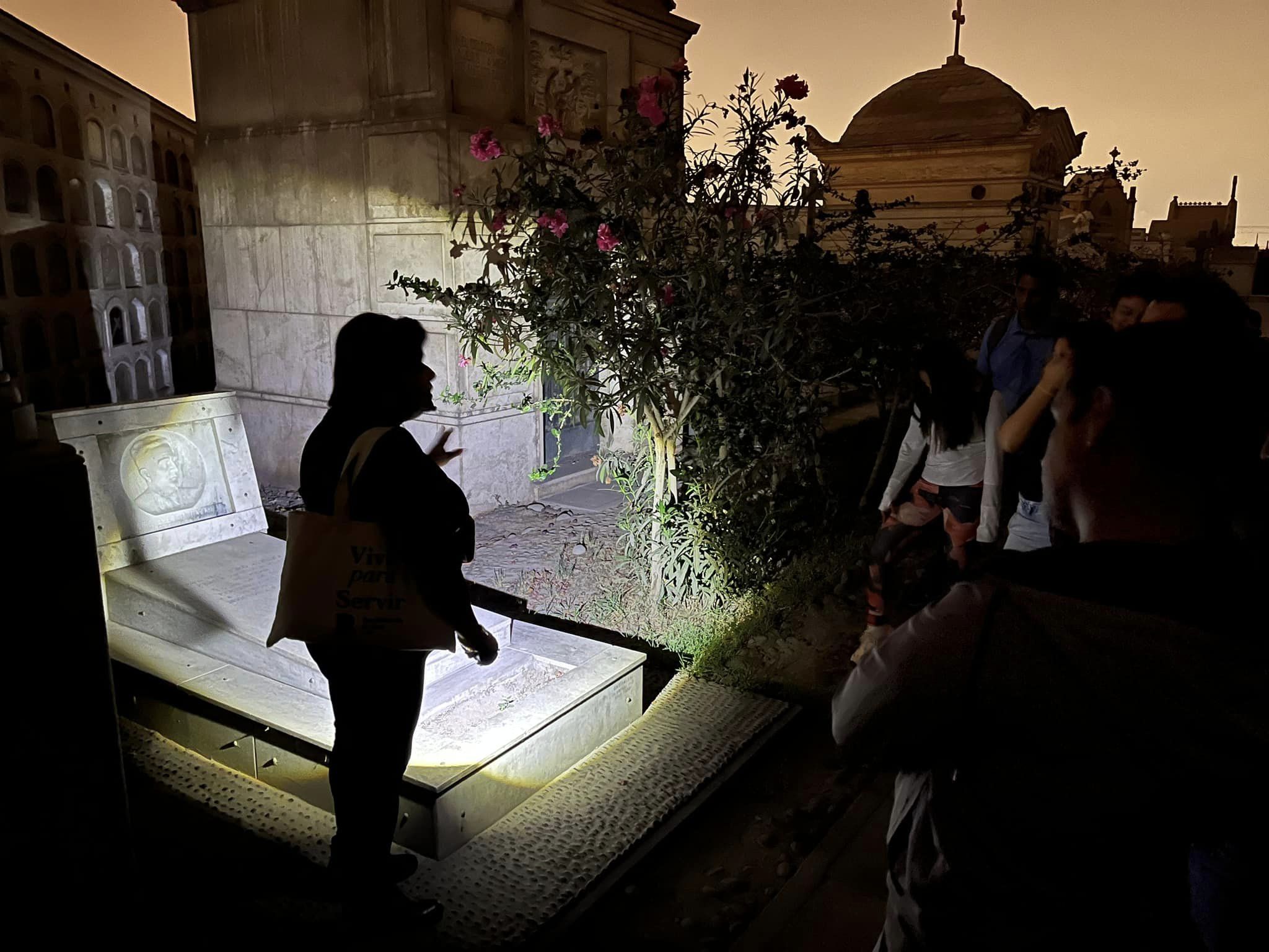 Lim-26 : Tour Nocturno Presbítero Maestro - Cementerio del Terror - Foto 4