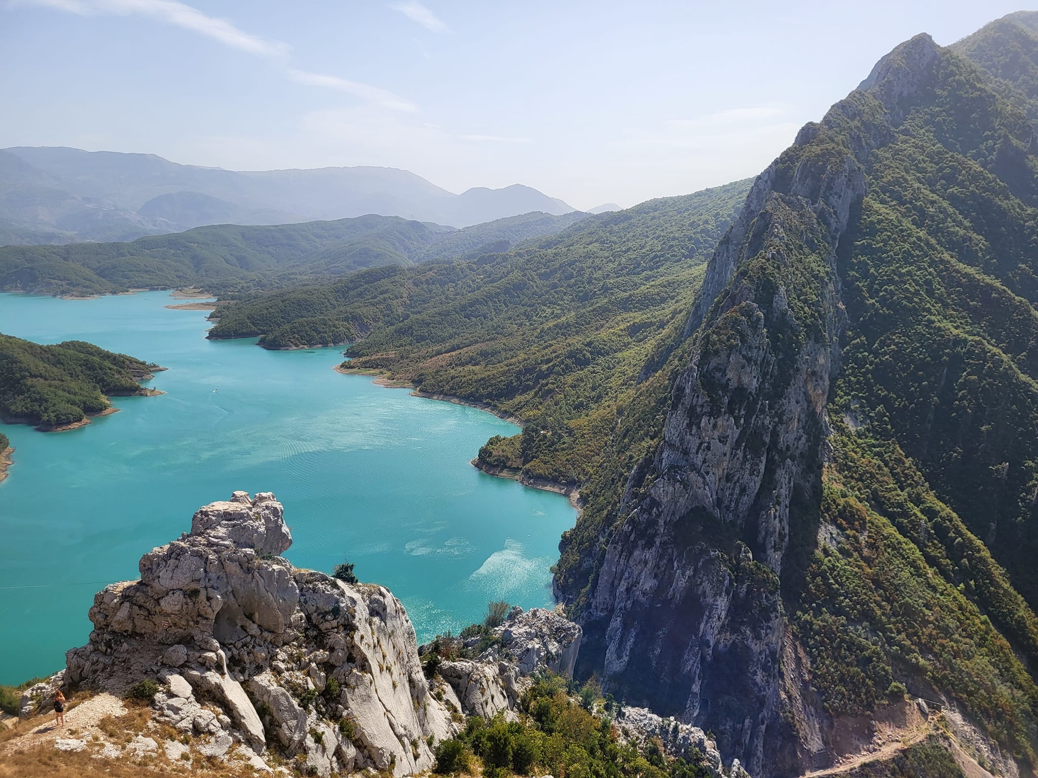 Excursión de un día al lago Bovilla.
