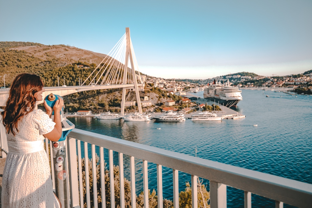 Shore Excursions - Dubrovnik History & Scenery City Tour