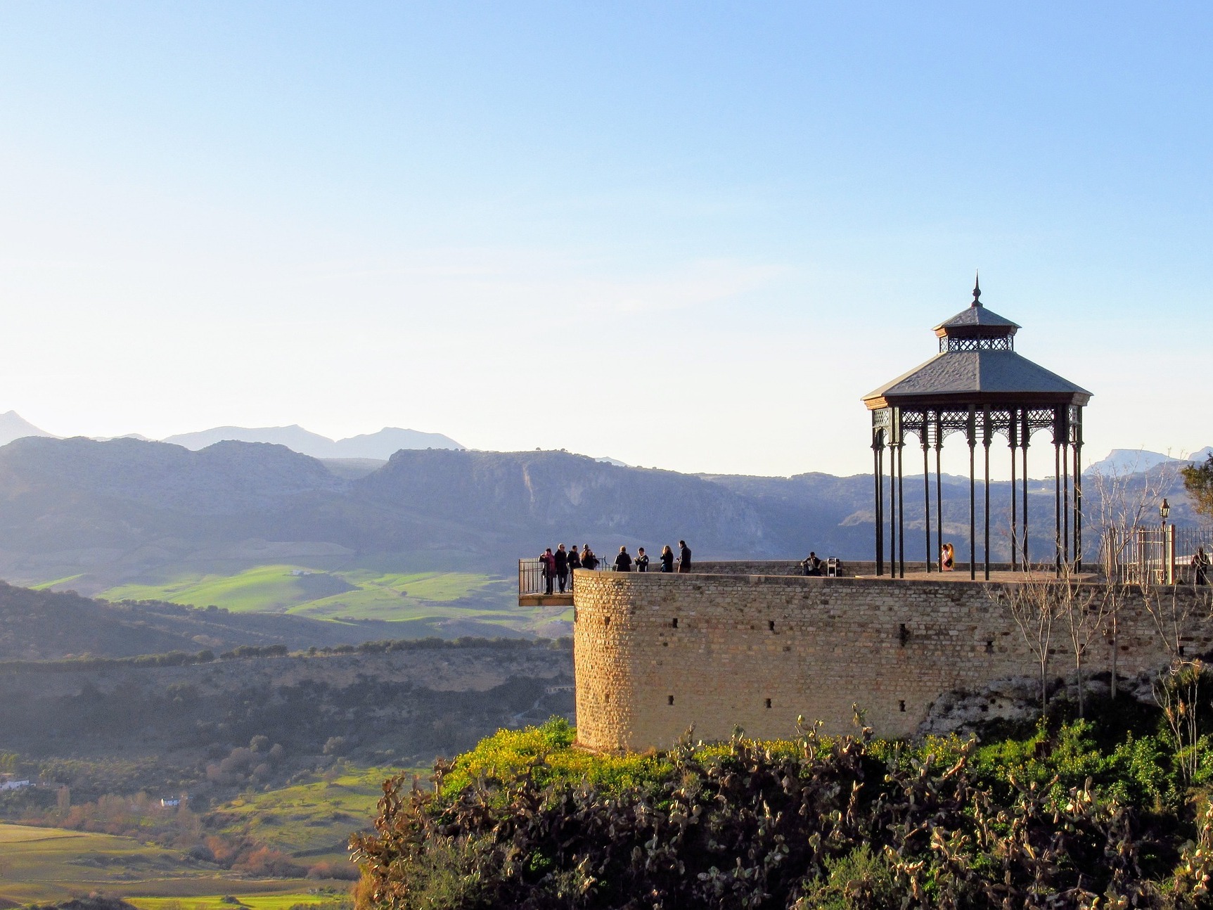 Excursión a Ronda y Setenil de las Bodegas Free Time