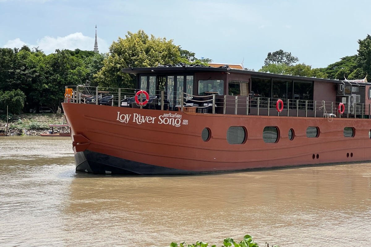 Manohra Lüks Akşam Yemeği Teknesi