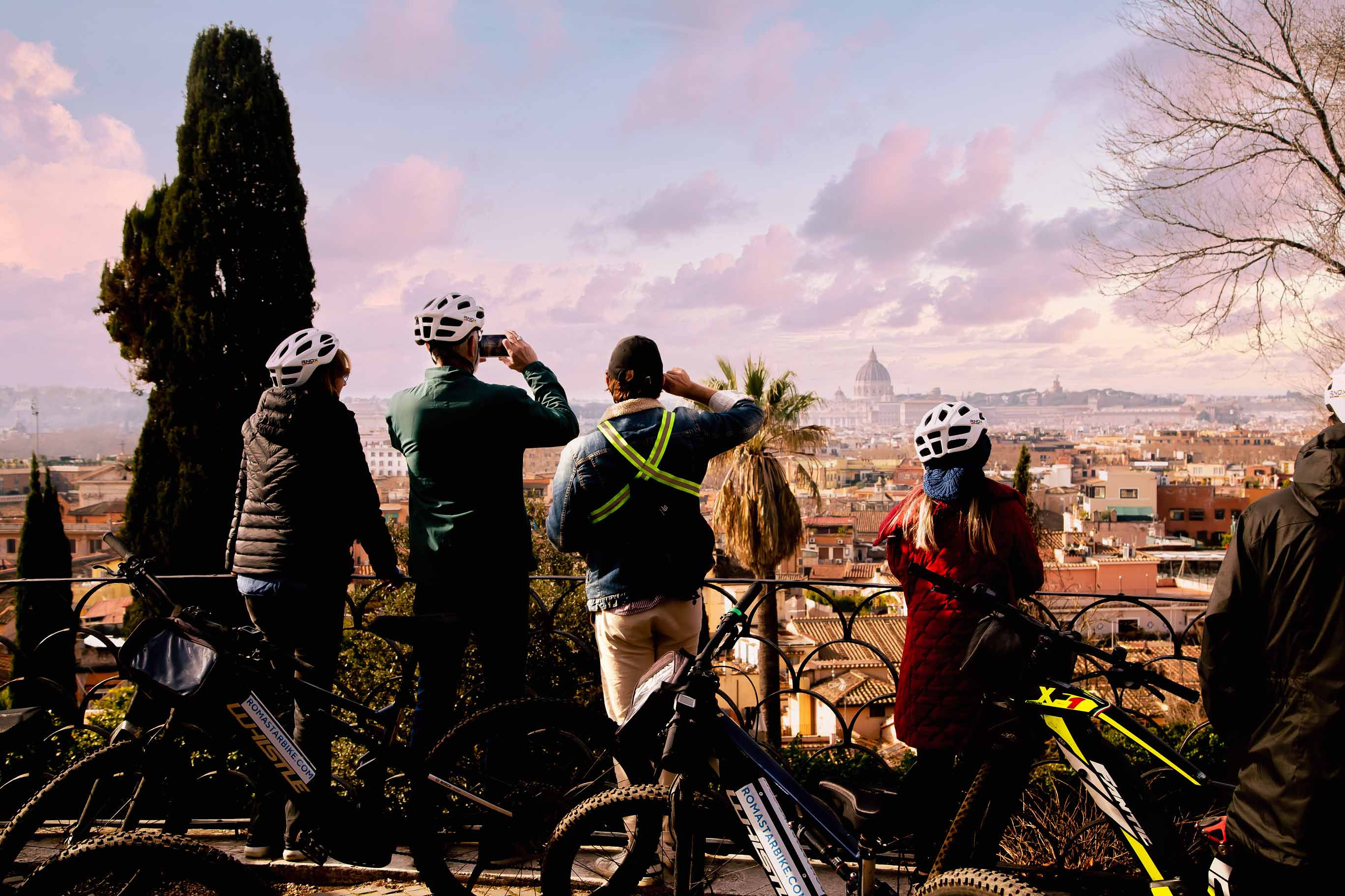 One-Day WOW Private Experience with Biking, Lunch, Golf Cart Tour, VIP Colosseum Access and Rooftop Aperitivo - Photo 12