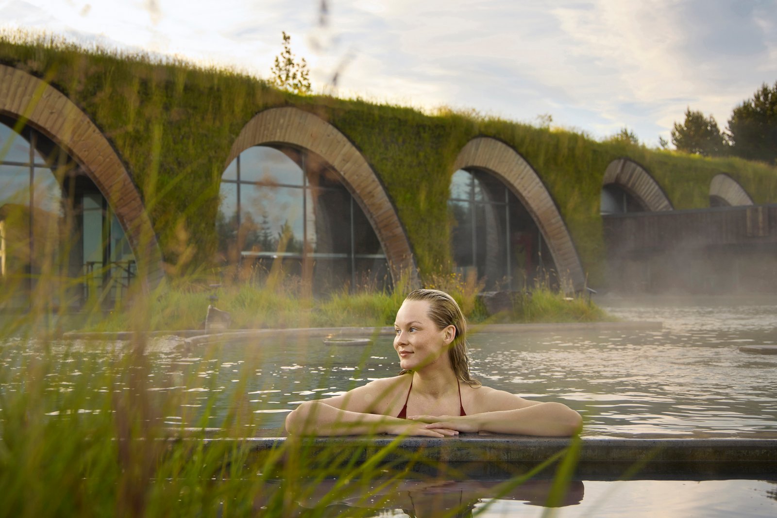 Laugarás Lagoon Lerki - Premium entry with extra amenities