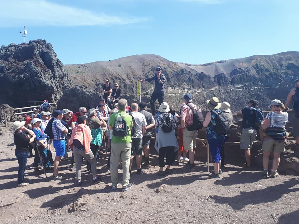 VESUVIUS VOLCANO TOUR (ita/engl/french/spanish) - Photo 15