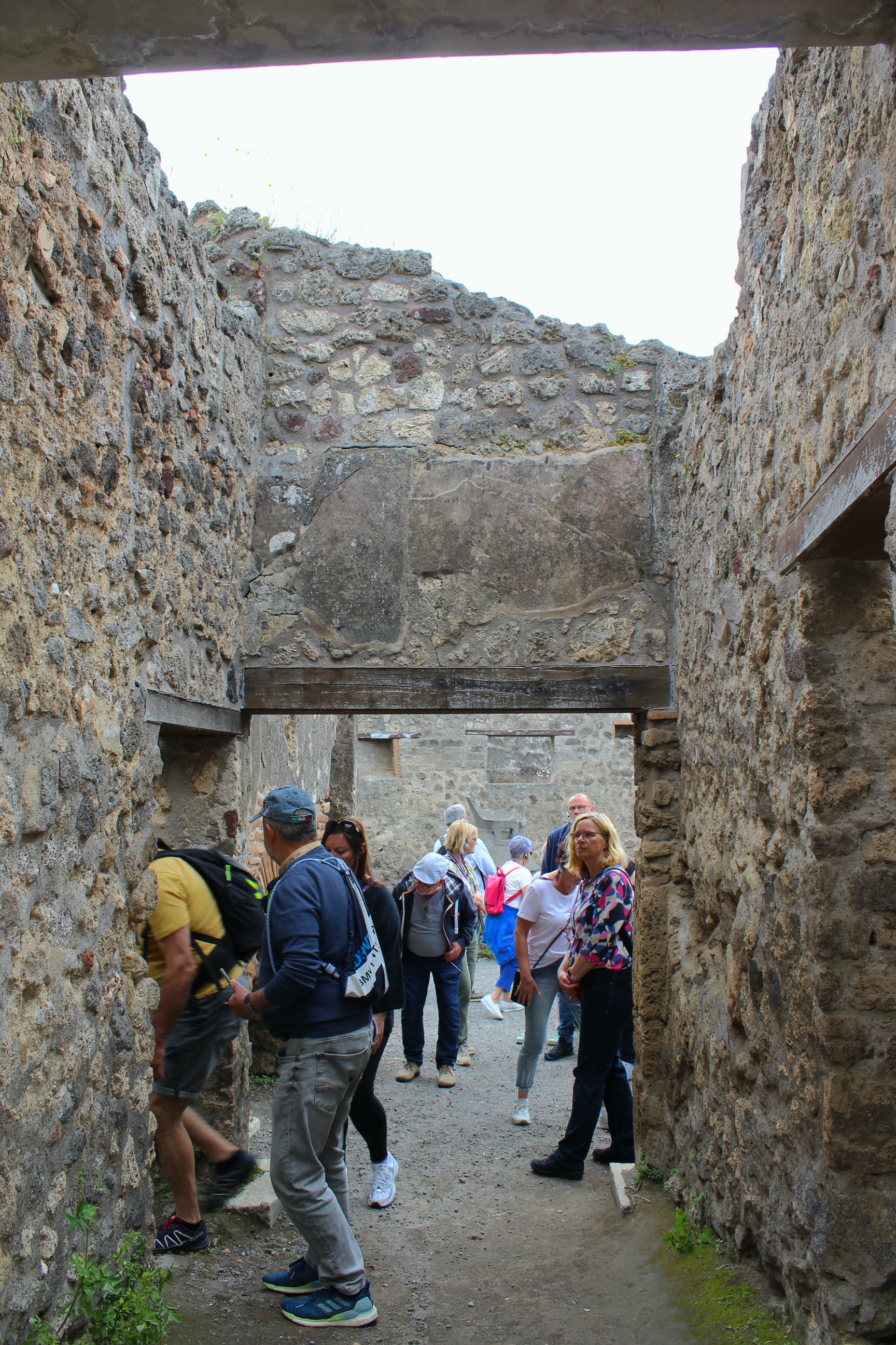 Private Pompeii Tour With Guide and Transfer Included - Photo 3