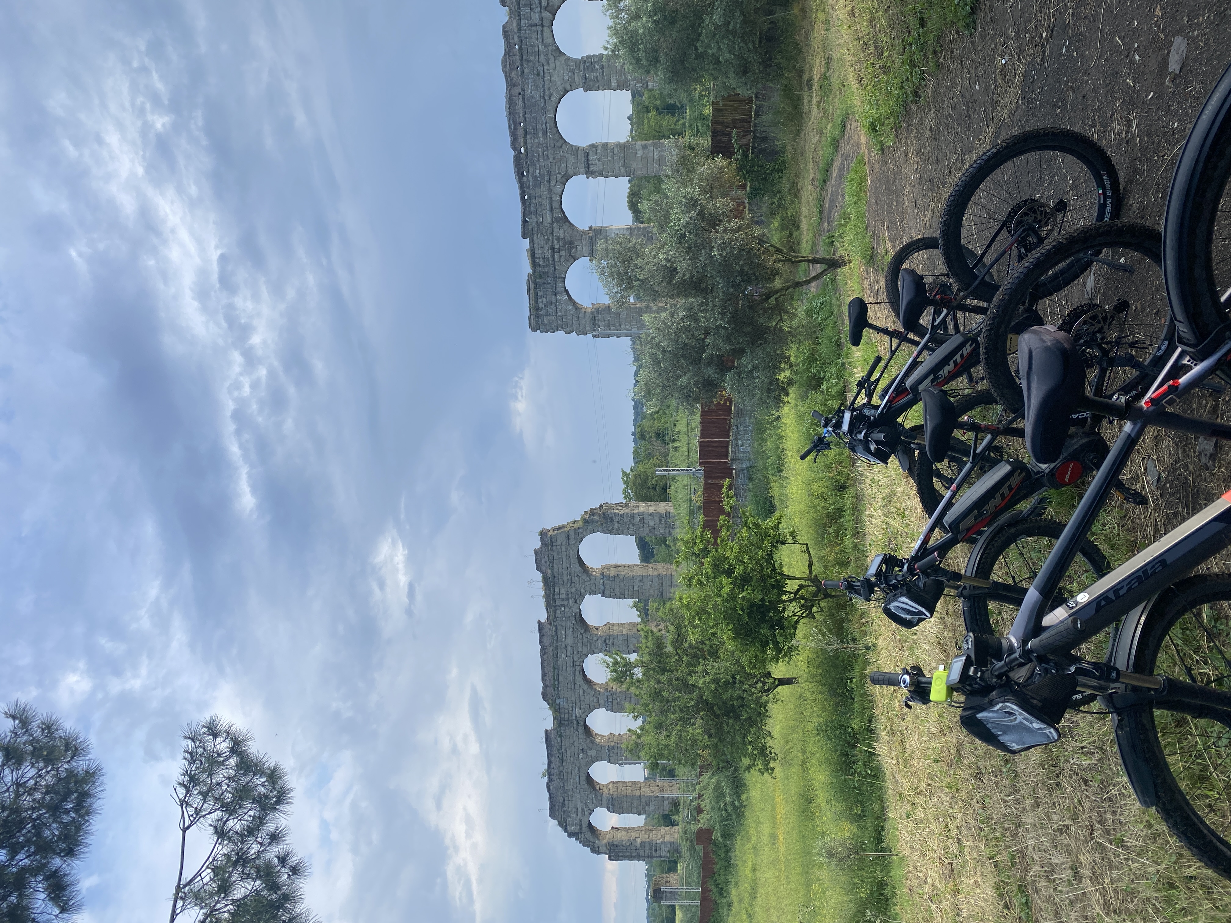 Appian Way Bike tour Underground with Catacombs & Lunch - Photo 8