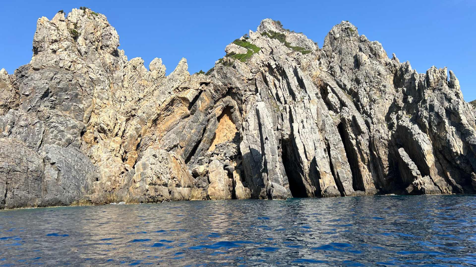From Buggerru: dinghy tour to Pan di Zucchero and Porto Flavia - Photo 8