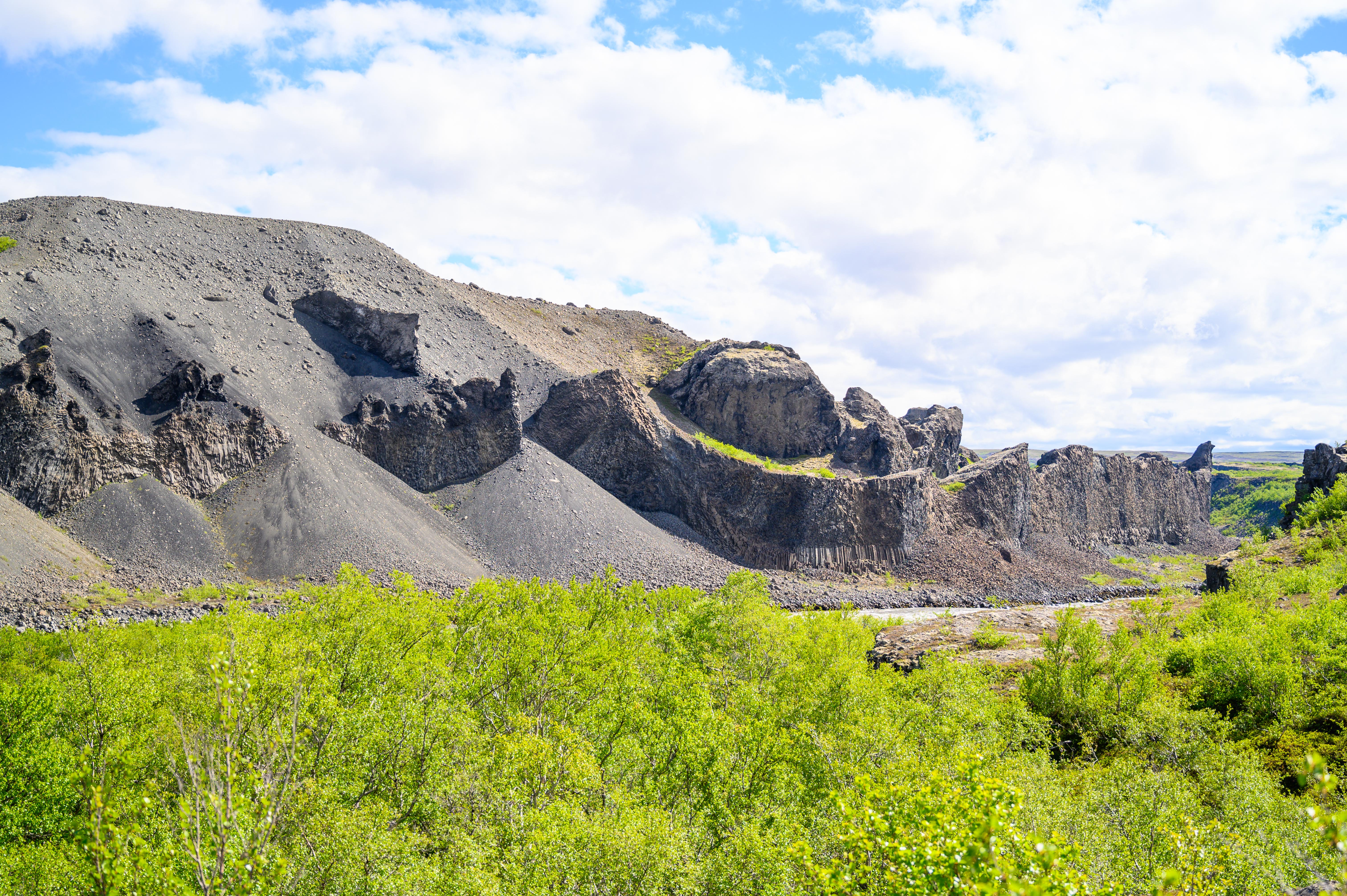 Diamond circle, waterfalls and amazing landscapes - photo 11