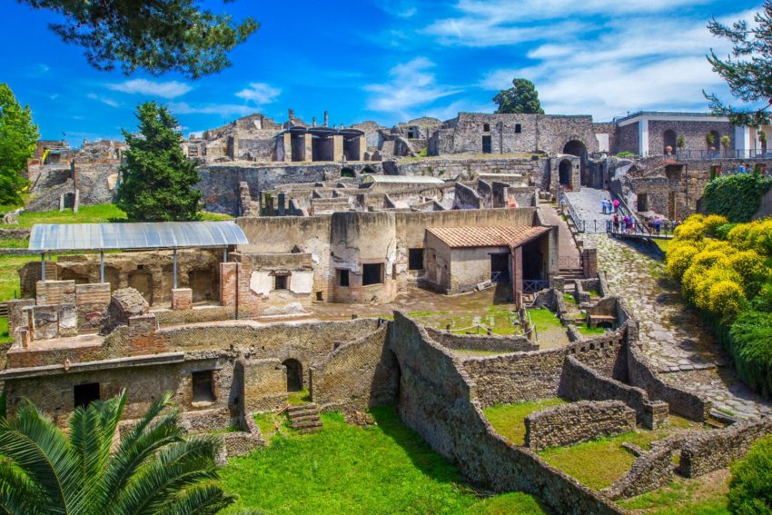 Pompeii Tour Half Day - departure from Naples City Centre (Entrance Ticket Included) - Photo 12