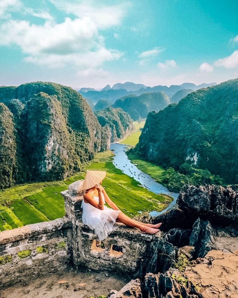 Hoa Lu - Tam Coc Día completo Deluxe Grupo pequeño