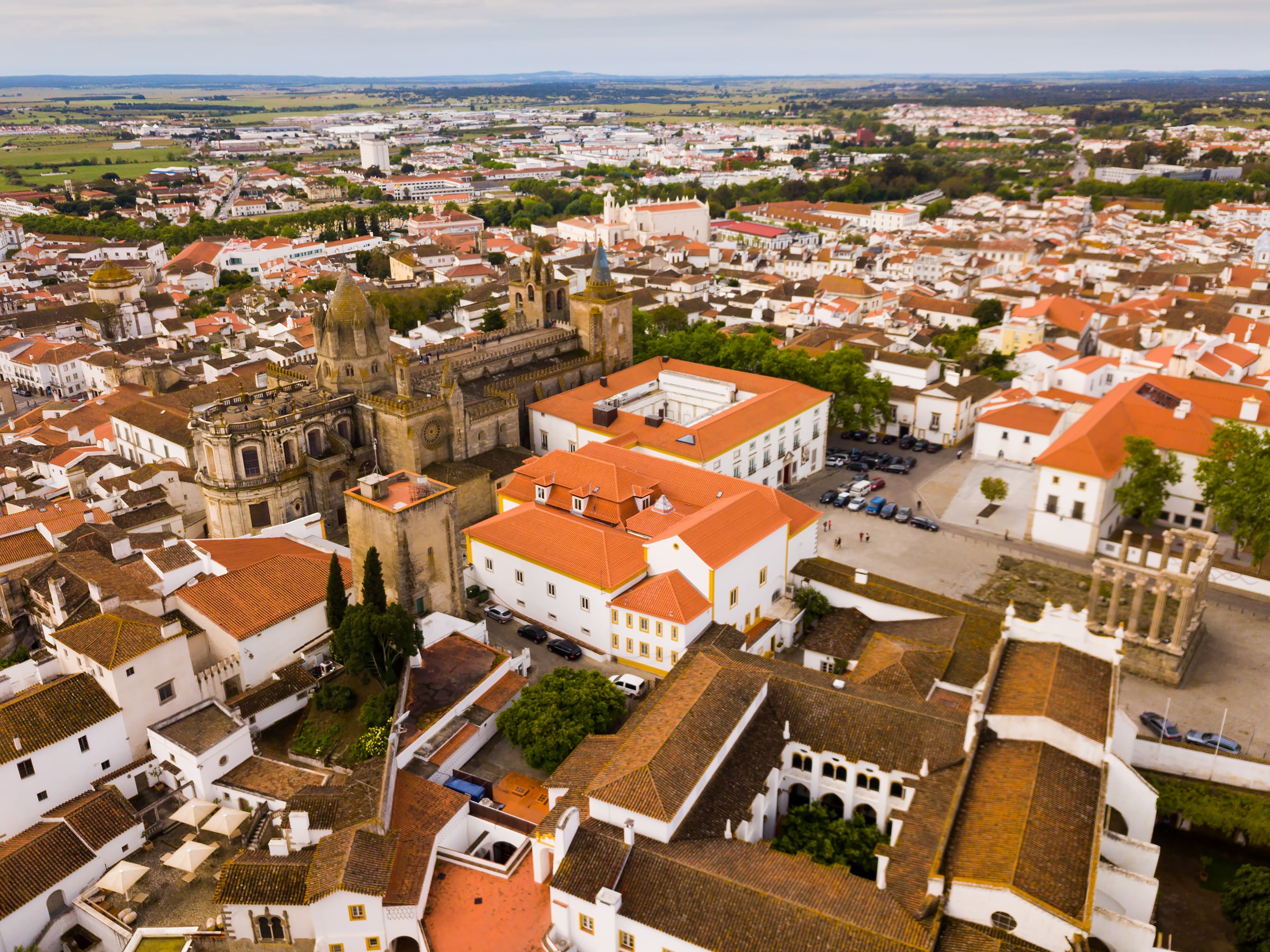LISBON: Private Évora Guided City Tour Half Day - Alojamientos en Lisboa