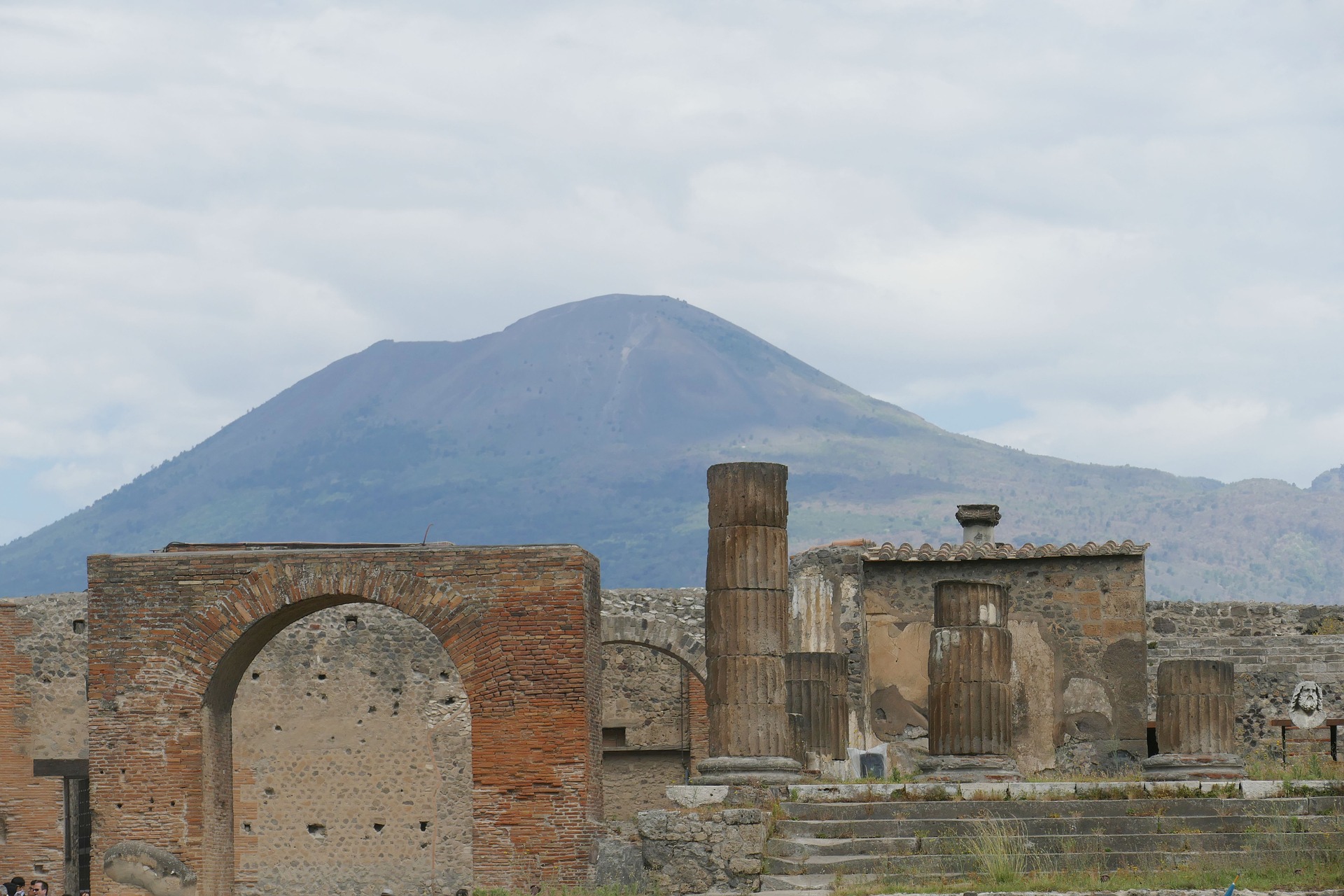 Pompeii & Herculaneum with Vesuvius small group wine tour - Photo 2