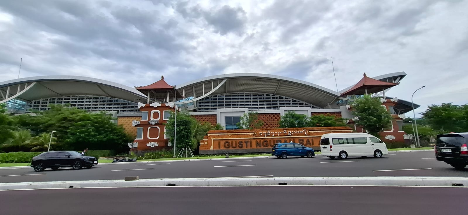 Traslado privado de llegada desde el aeropuerto internacional de Bali (DPS) al área de Nusa Dua