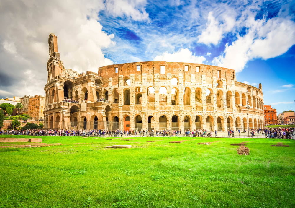 Semi-private tour of Colosseum and ancient Rome - maximum 15 people – Image 2 | WeShare