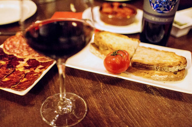 Tapas & Wine Experience