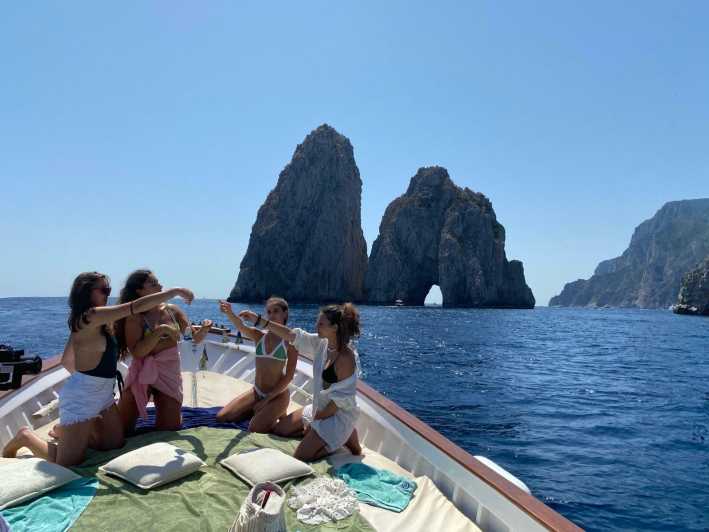 CAPRI ISLAND TOUR BY BOAT: with stop for swimming - Photo 8