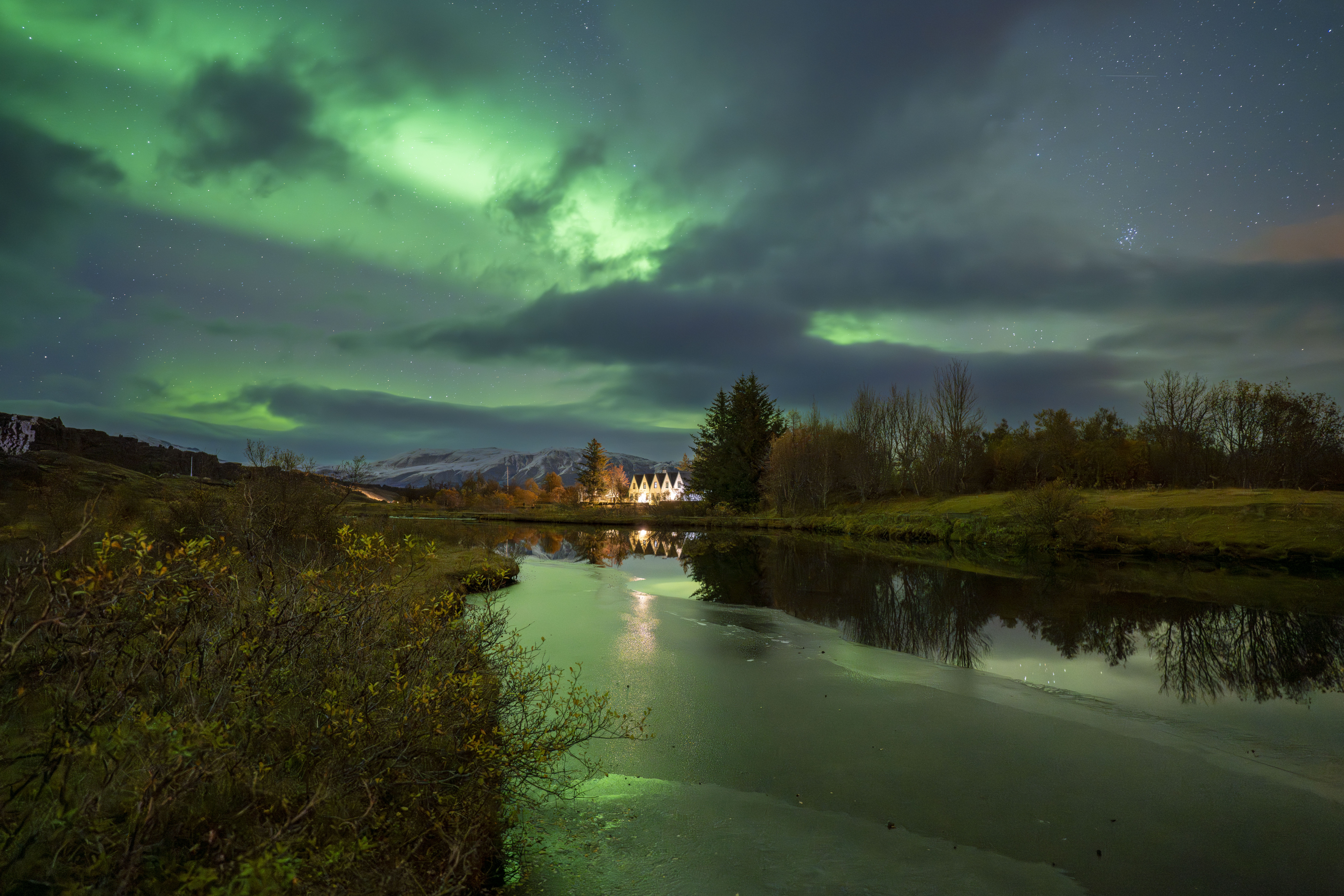 Aurora hunt with campfire, thermal suits & marshmallows - photo 5