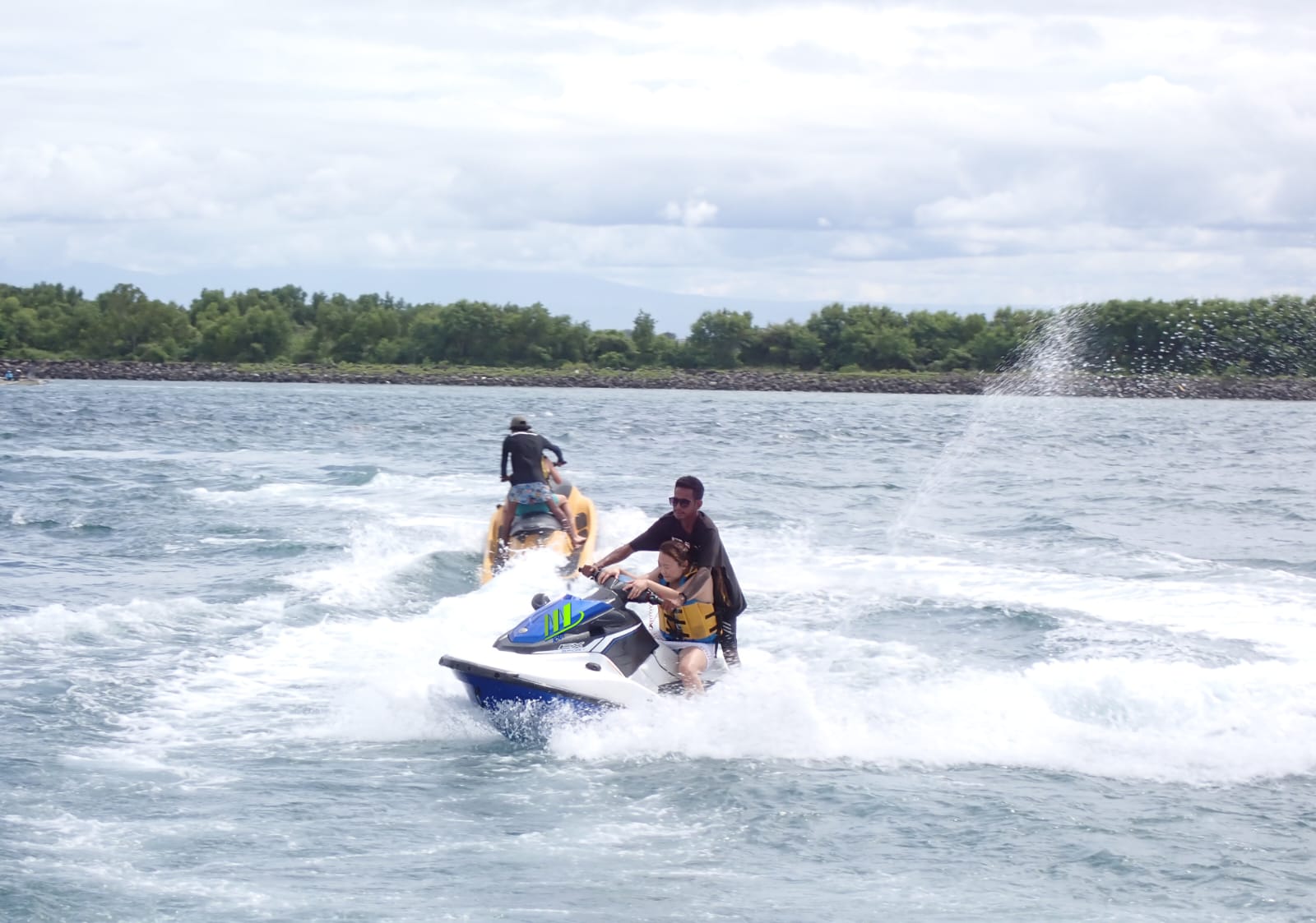 Yarım Gün Özel Su Aktiviteleri Muz Botu, Jet Ski, Uçan Balık ve Deniz Yürüyüşü Paketi