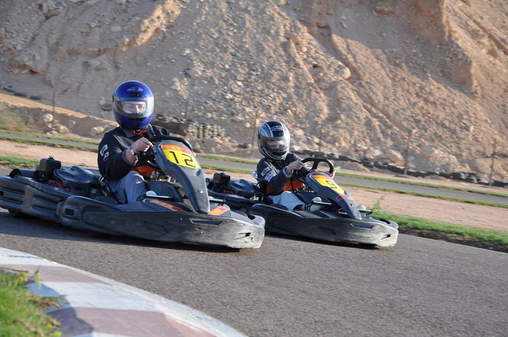 Descarga de adrenalina: karting en Sharm El Sheikh