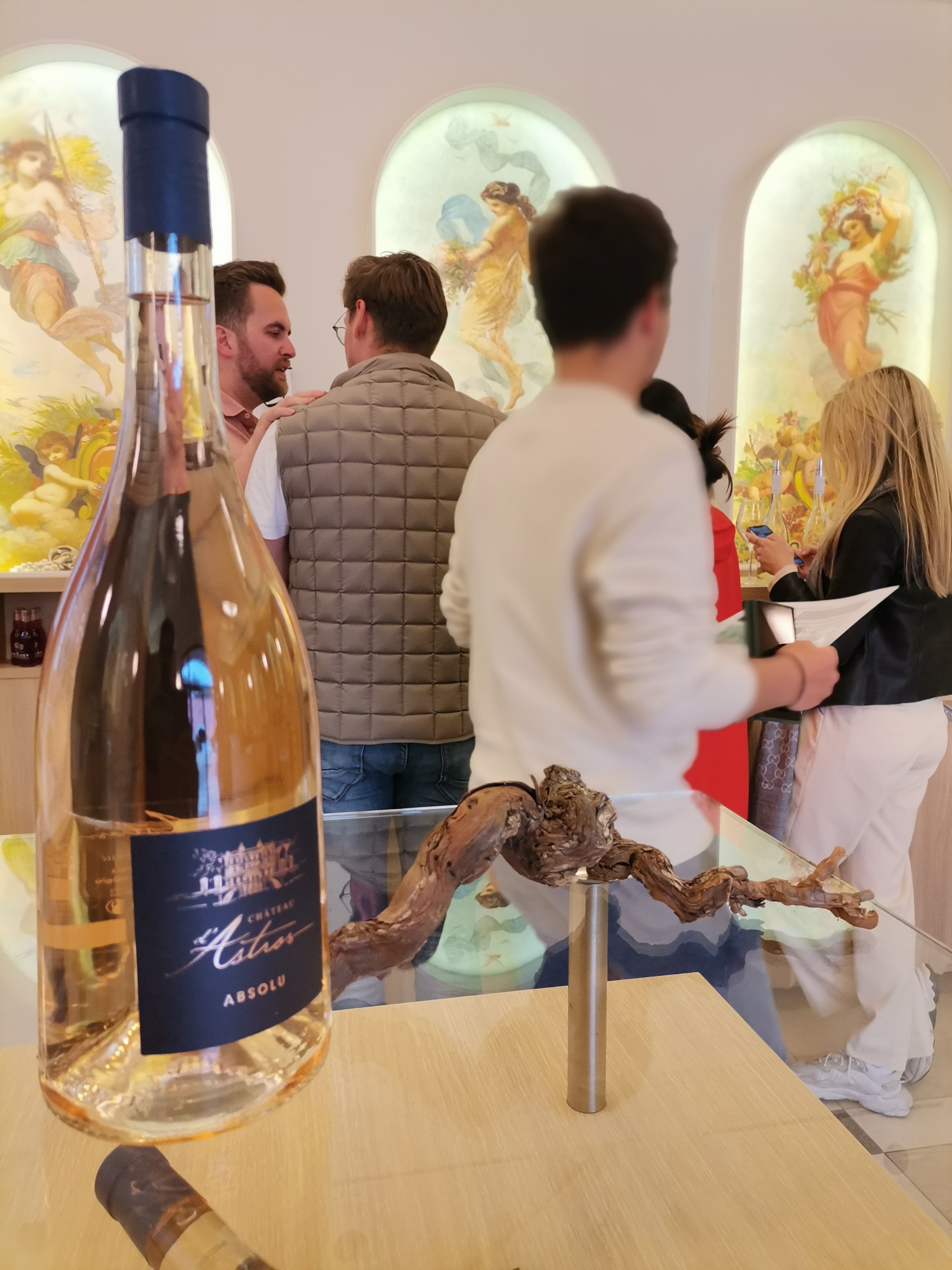 Wine tour in Saint tropez country side - AOP Côtes de provence – Image 4 | WeShare
