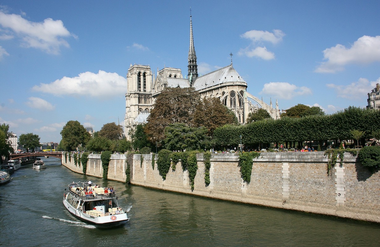 Paris - Night Tour - BB – Image 2 | WeShare