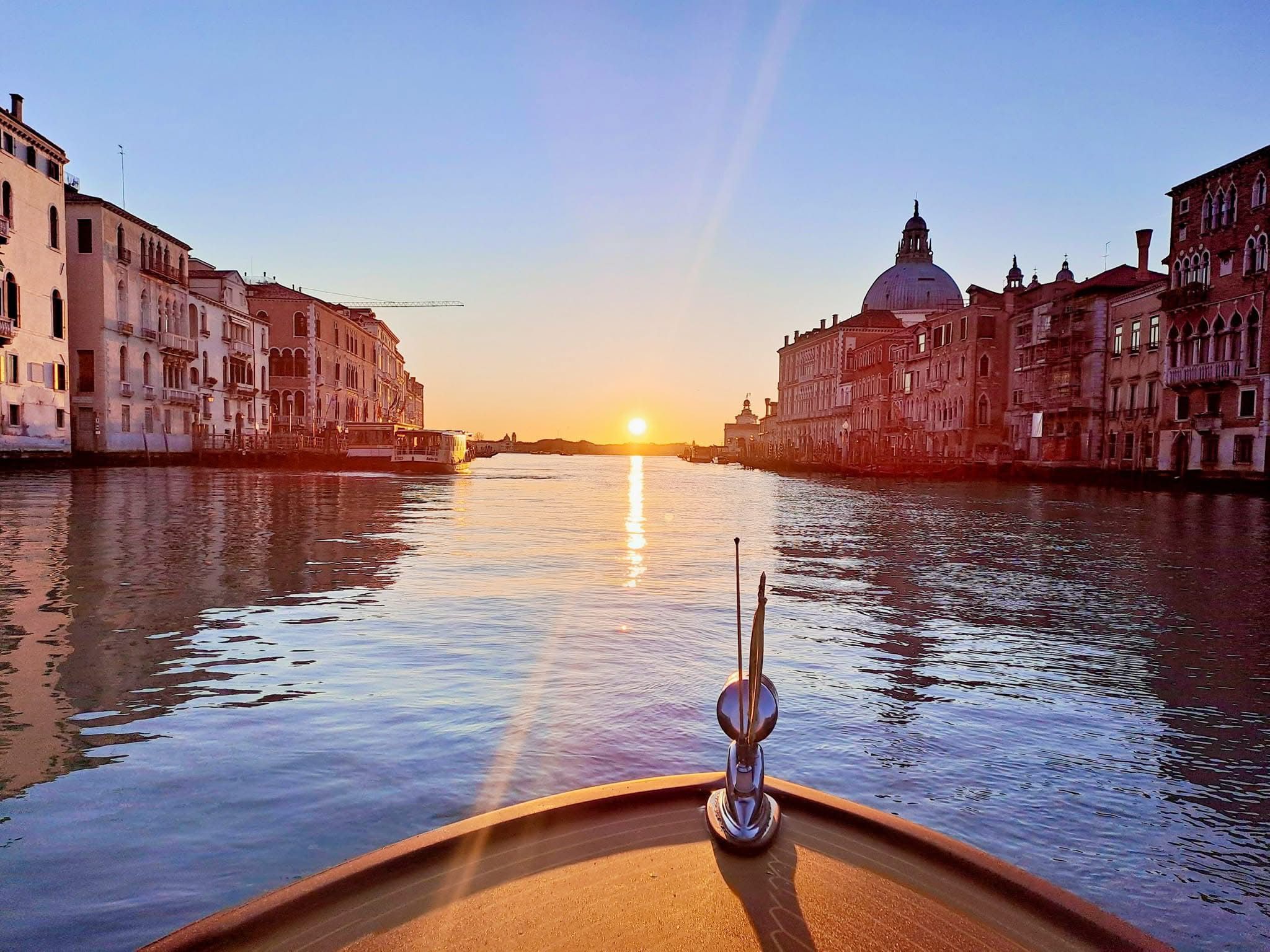 Transfer from Marco Polo Venice Airport (VCE) to Venice Historical Center - Rialto Bridge or St Mark's Square stop - Photo 3