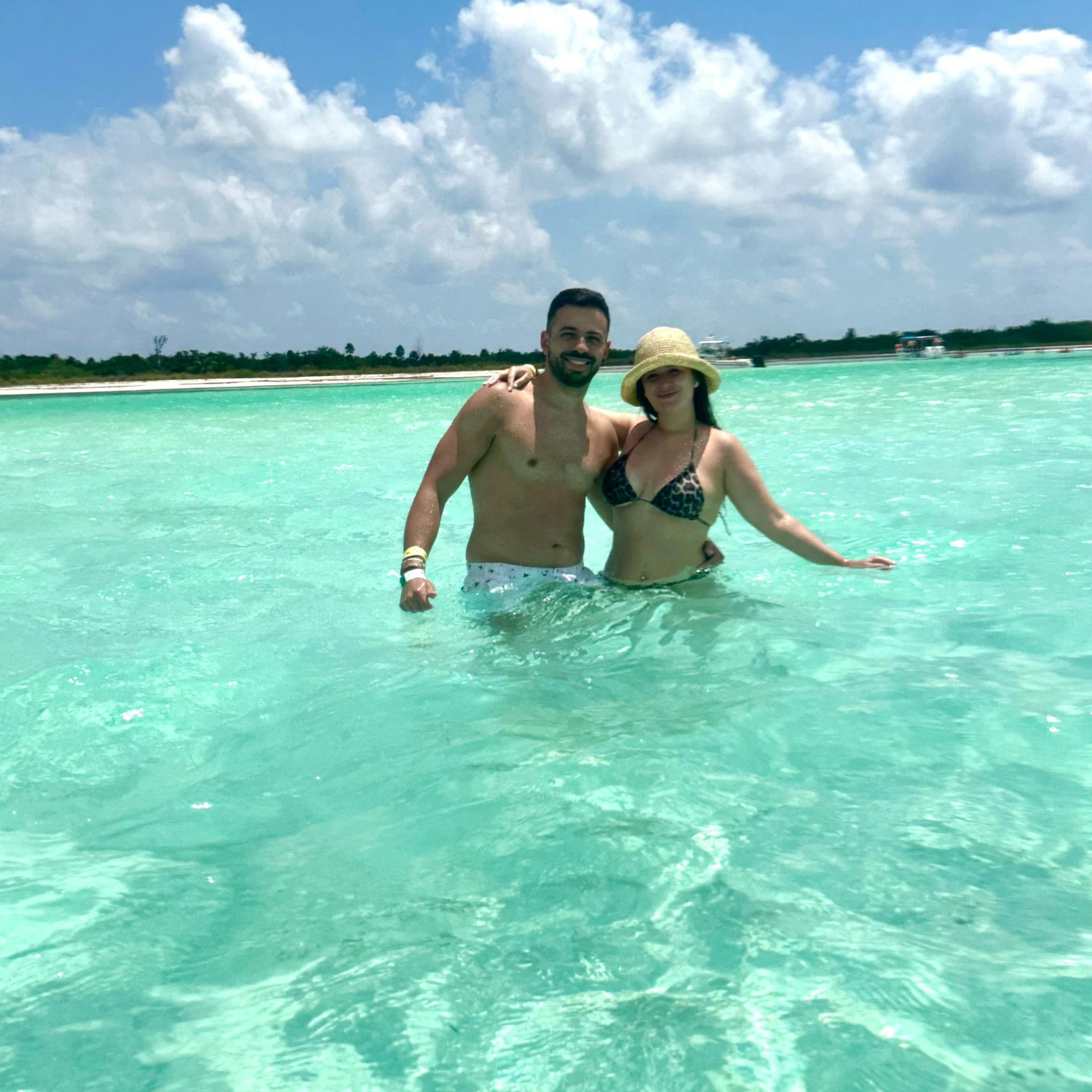 Tour a Holbox Express 4