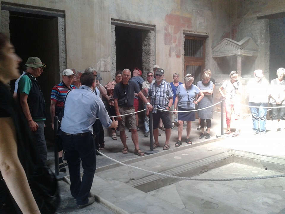 POMPEII RUINES PRIVATE guided tour with transfer service (up to 4 persons) - Photo 5
