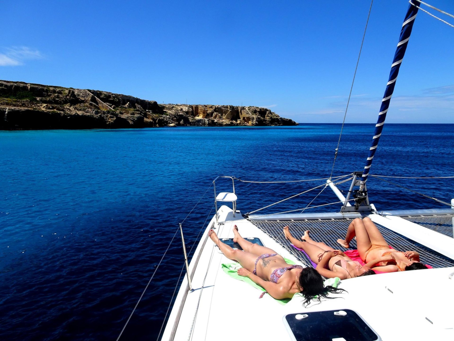From Cannigione: catamaran tour in the La Maddalena Archipelago - Photo 2