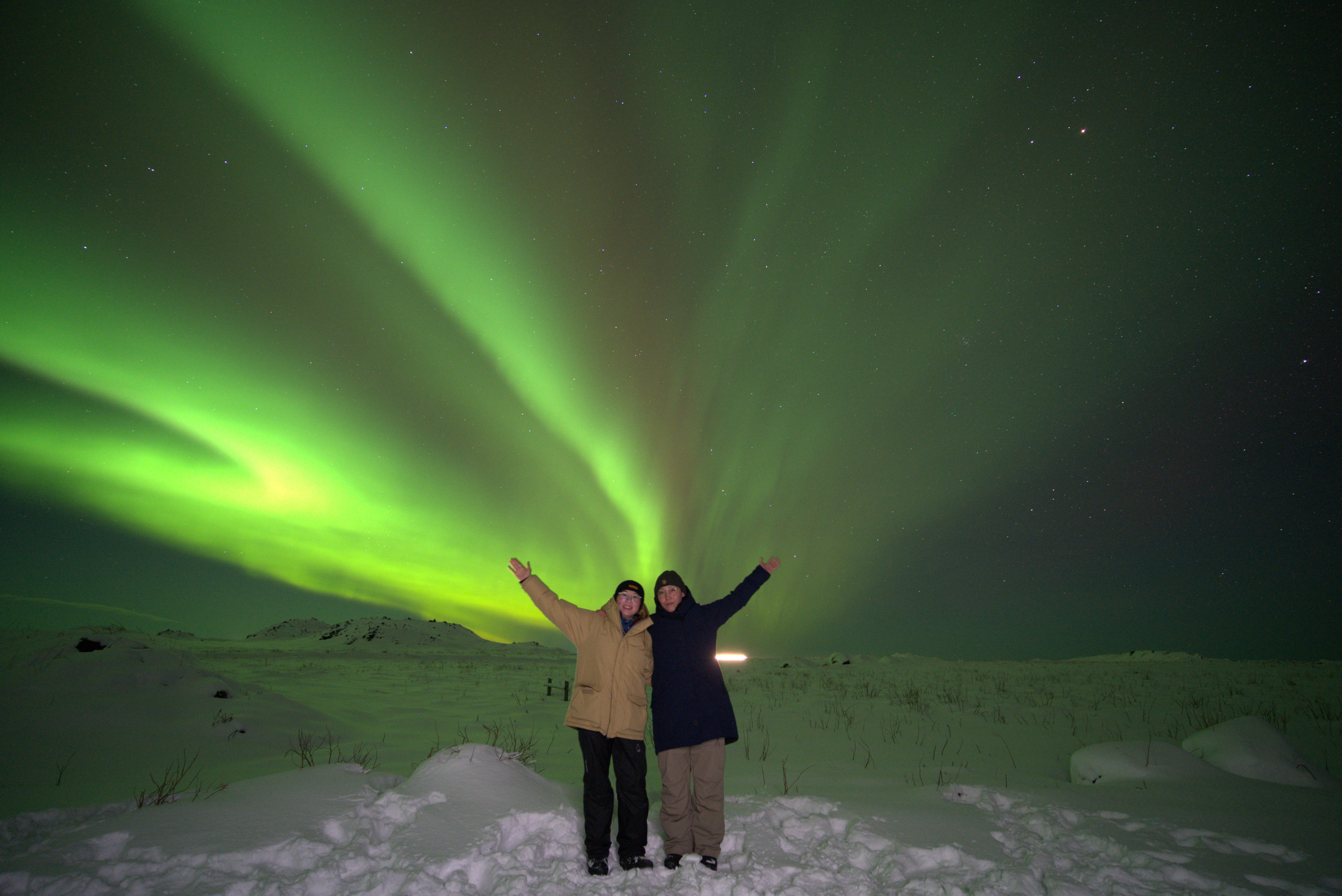 Northern Lights Tour small group with professional photos included, hot chocolate and cookies – photo 3