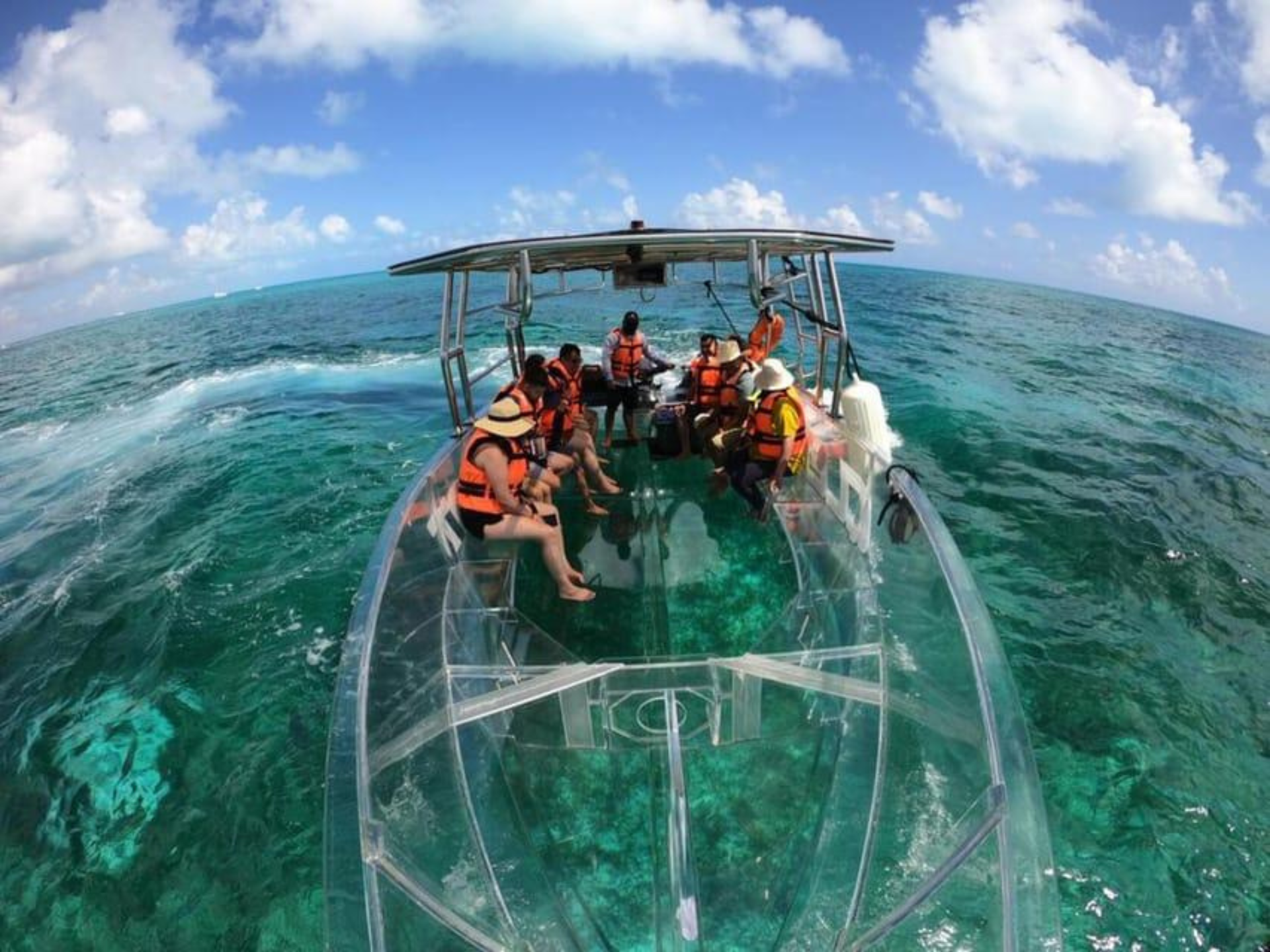 Paseo en lancha transparente en Cozumel