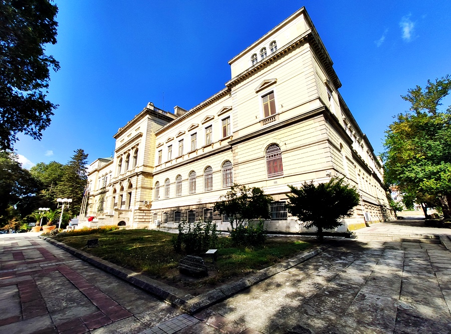 Varna Arkeoloji Müzesi'nde rehbersiz tur + bilet