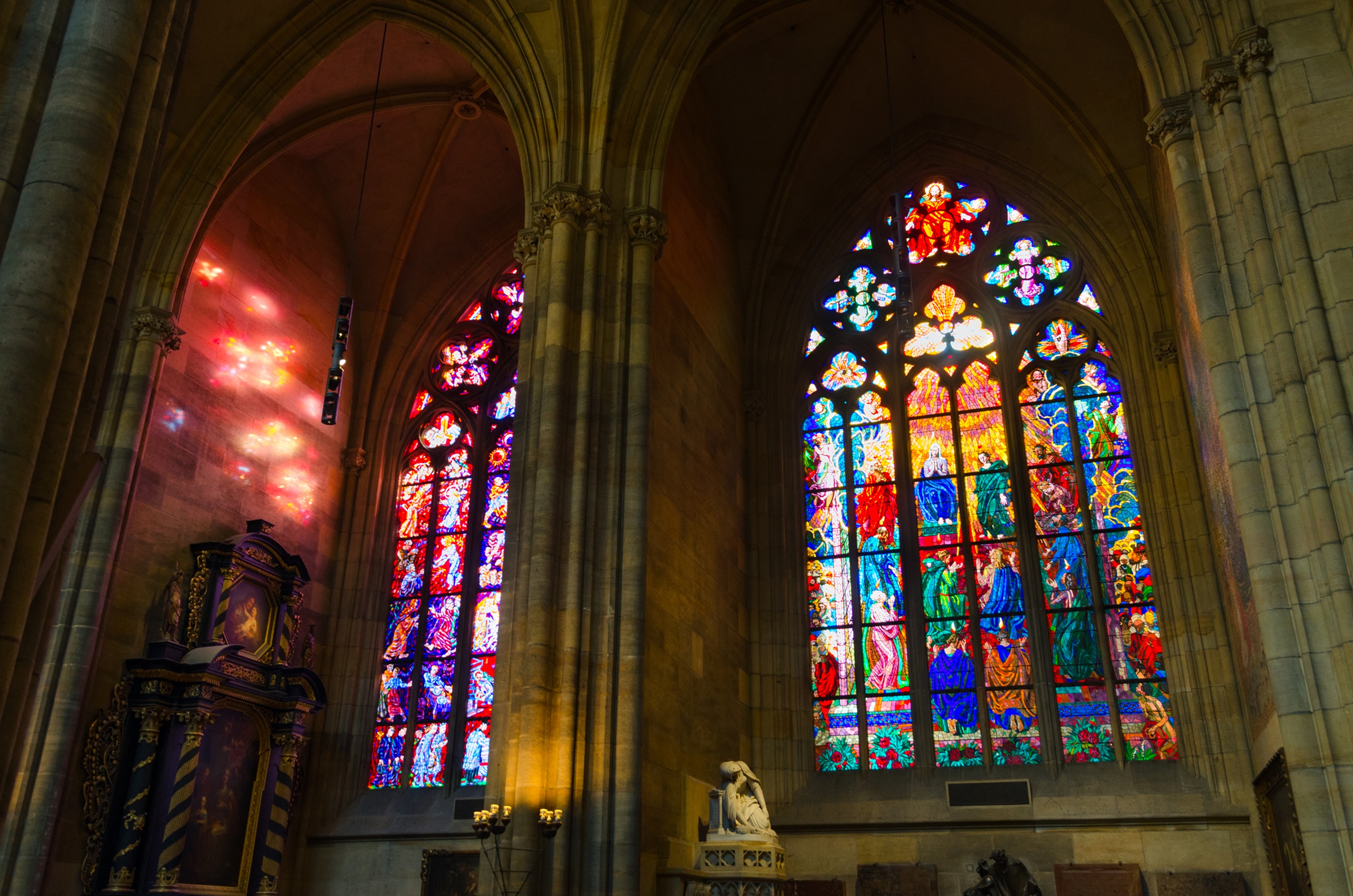 Prague Castle Interiors: Tour with German Guide and Entry Ticket