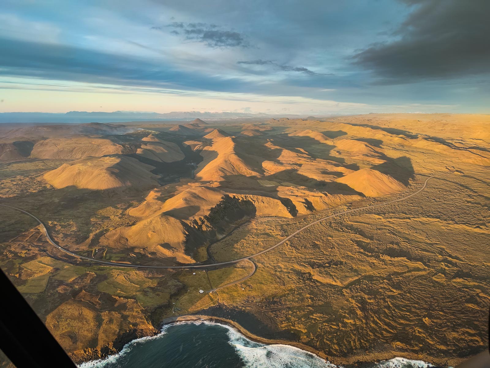 Extended Volcano Sightseeing Tour (6167656E740A) - photo 7